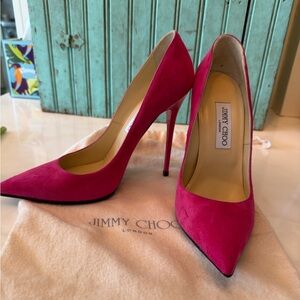 Jimmy Choo Pumps. 9.5